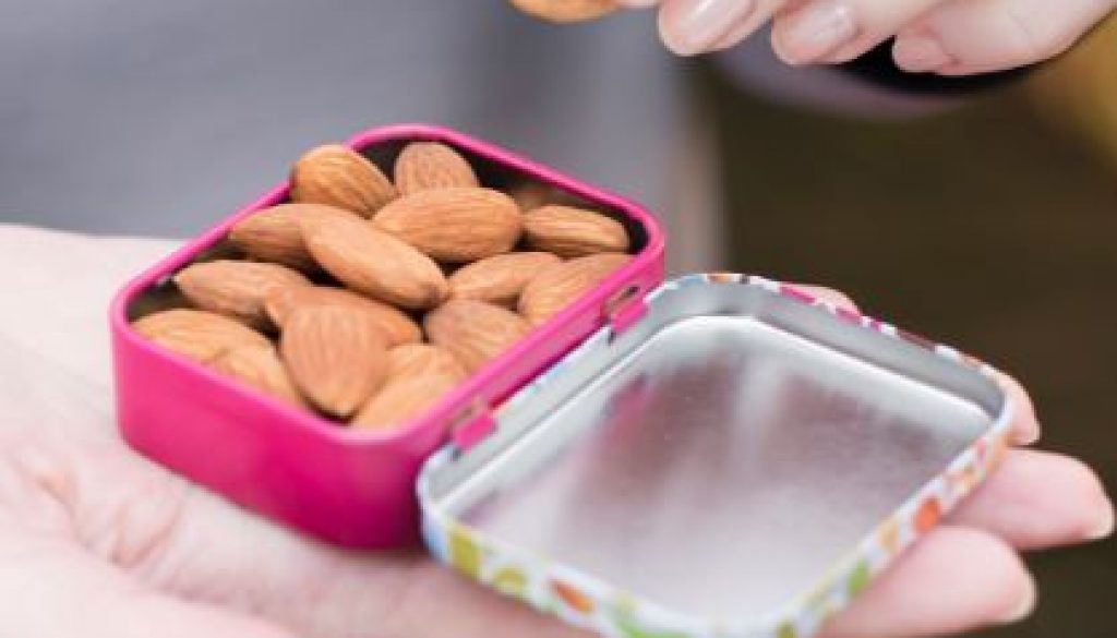 Porta le mandorle con te