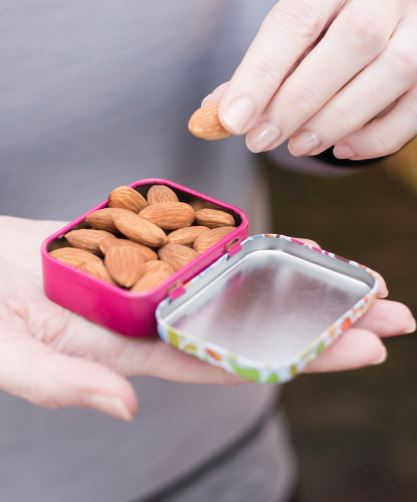 Porta le mandorle con te