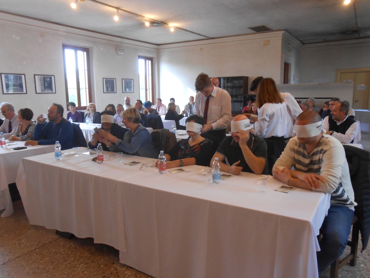 tutti bendati tutti bendati