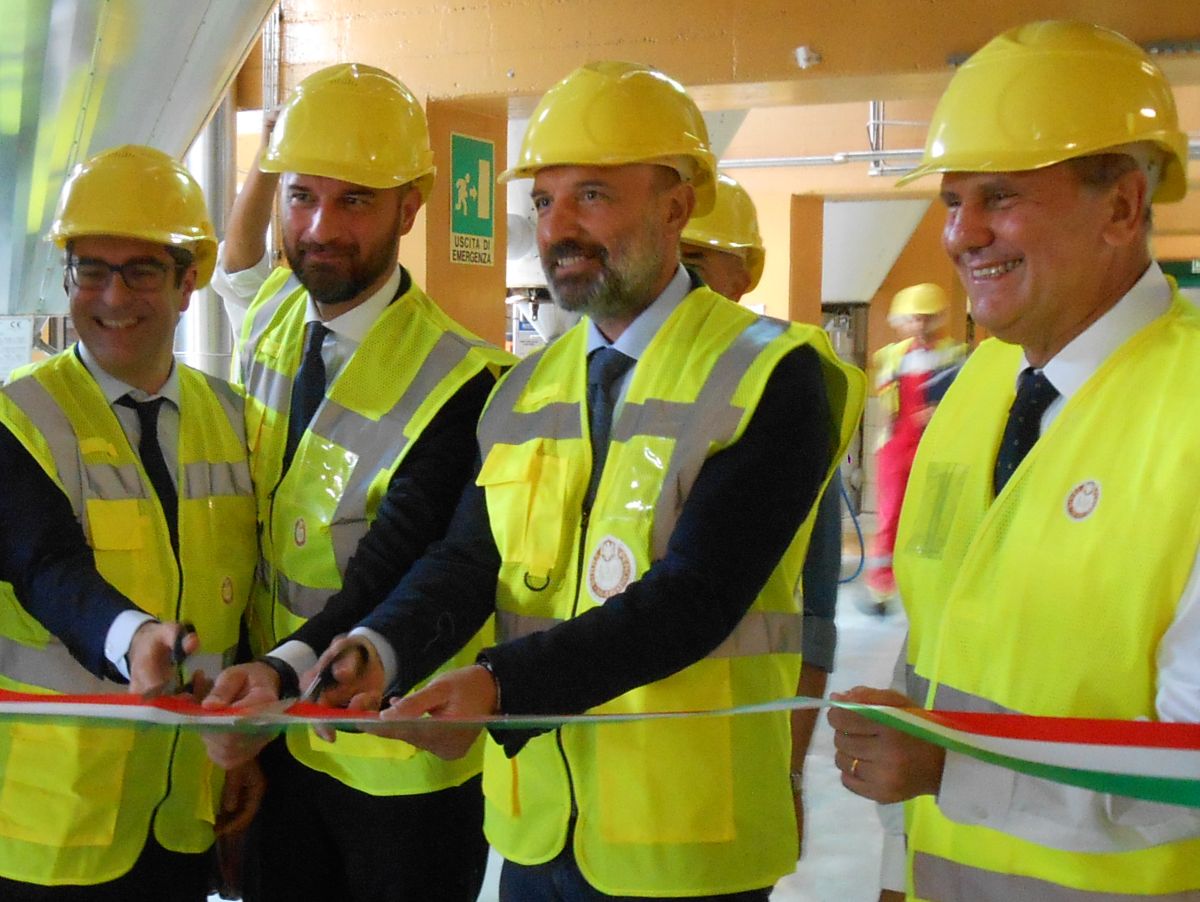 taglio del nastro Peroni Padova