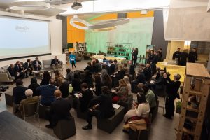 conferenza stampa, costa d'oro