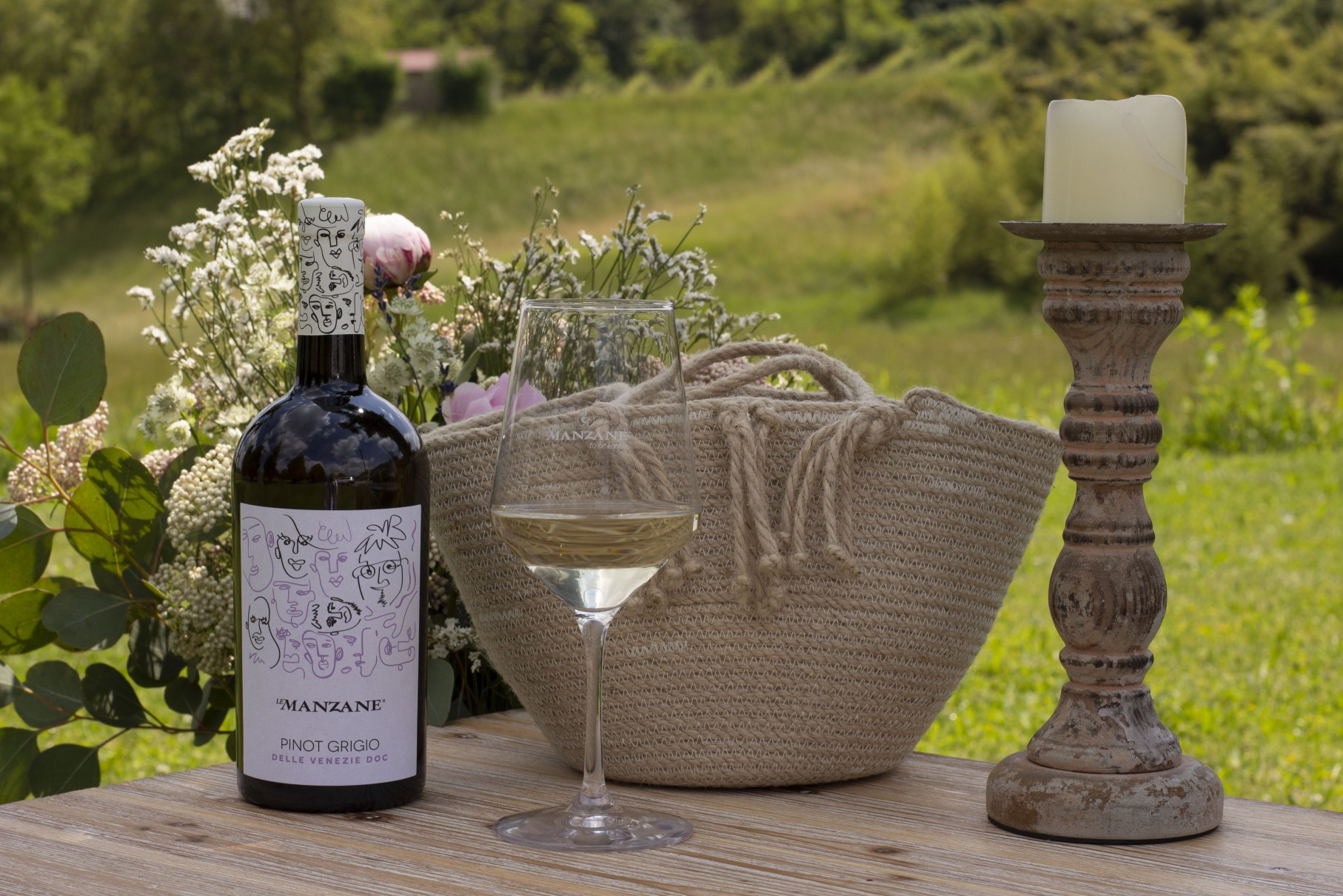 Pinot Grigio Manzane etichetta borsa